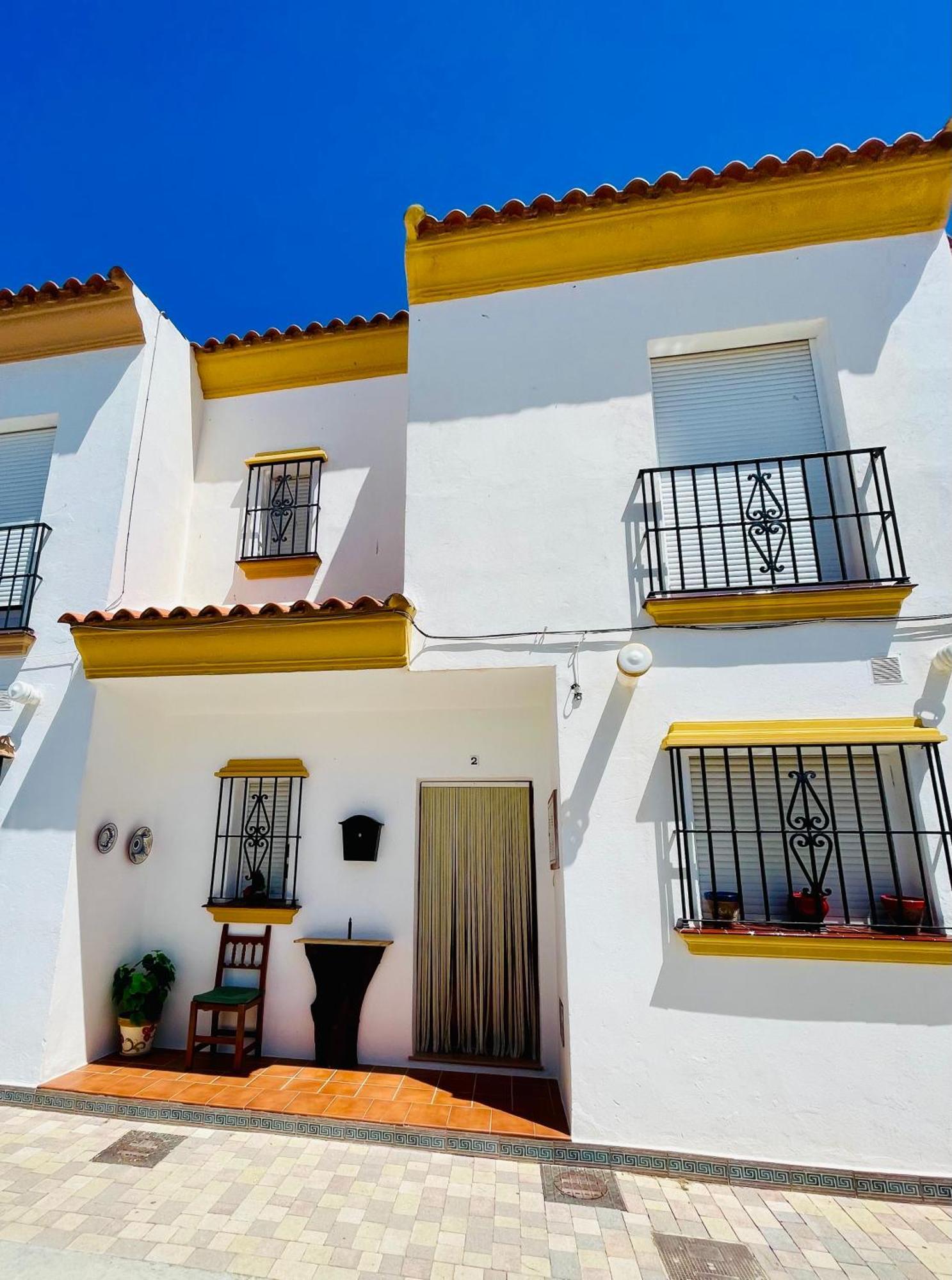 Casita En El Paraiso Cuevas del Becerro Exterior foto